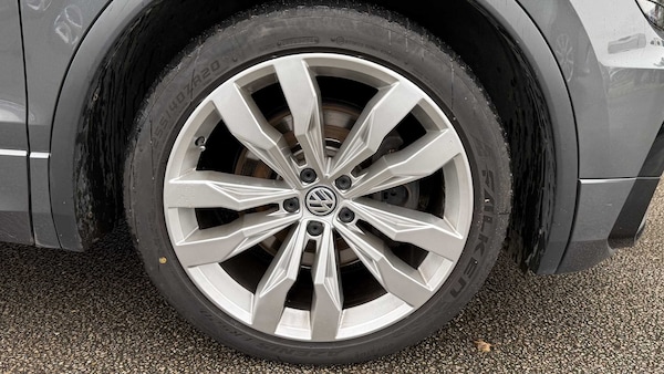Used Volkswagen Tiguan 2018 for sale - 75452716: Photo 12