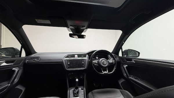 Used Volkswagen Tiguan 2018 for sale - 75452716: Photo 32