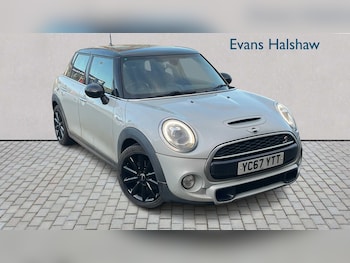 Used MINI Hatch 2017 for sale - 77316531: Photo