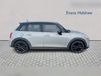 Used MINI Hatch 2017 for sale - 77316531: Photo