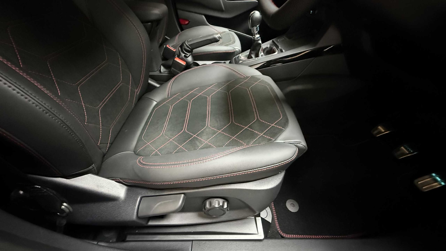 Used Ford Puma 2025 for sale - 76916178: Photo 14