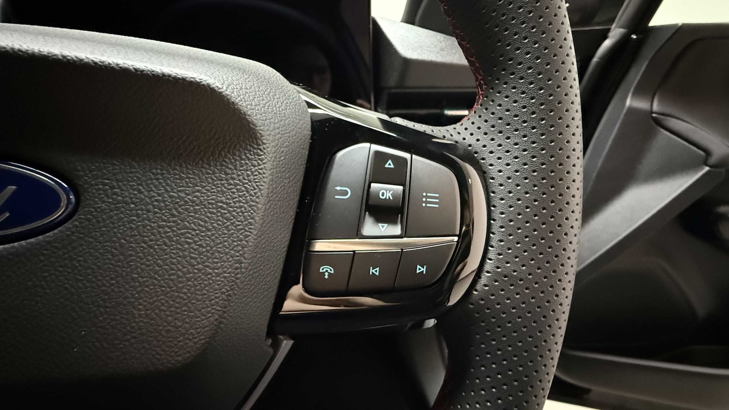 Used Ford Puma 2025 for sale - 76916178: Photo 16