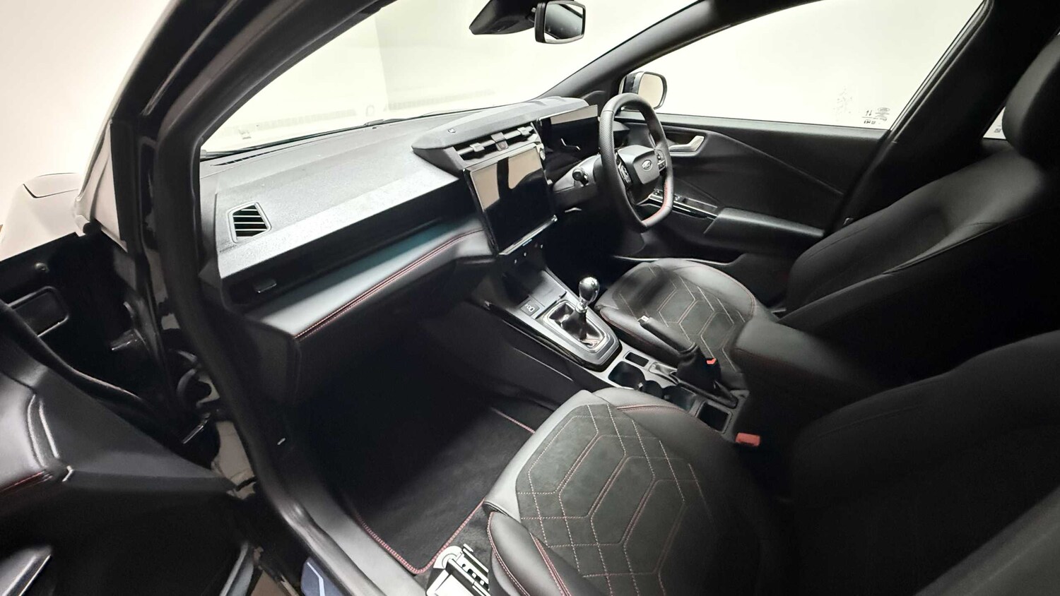 Used Ford Puma 2025 for sale - 76916178: Photo 31