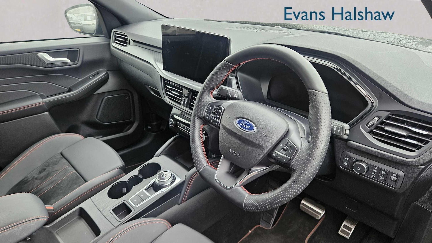 Used Ford Kuga 2025 for sale - 76192015: Photo 12