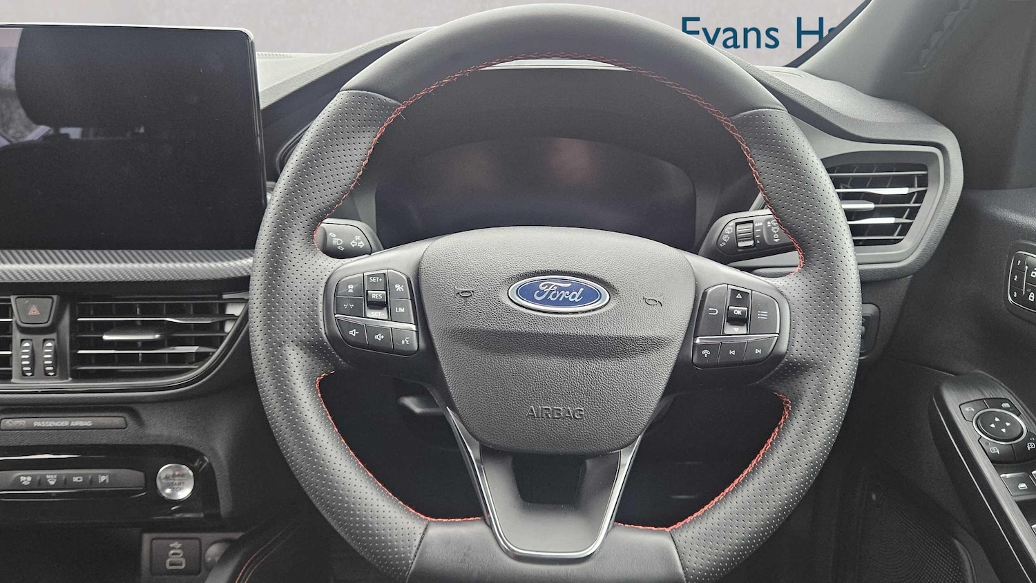 Used Ford Kuga 2025 for sale - 76192015: Photo 16