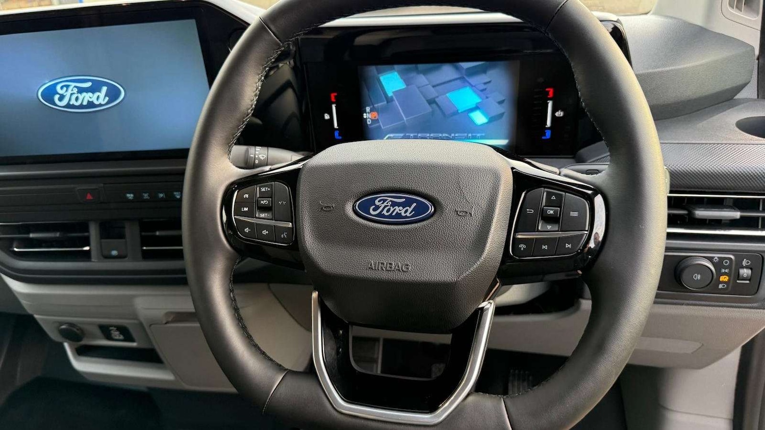 Used Ford E-Transit for sale - 76889829: Photo 4