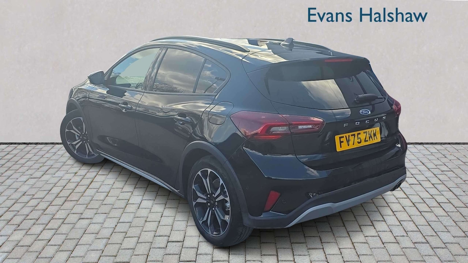 Used Ford Focus 2025 for sale - 78090113: Photo 3