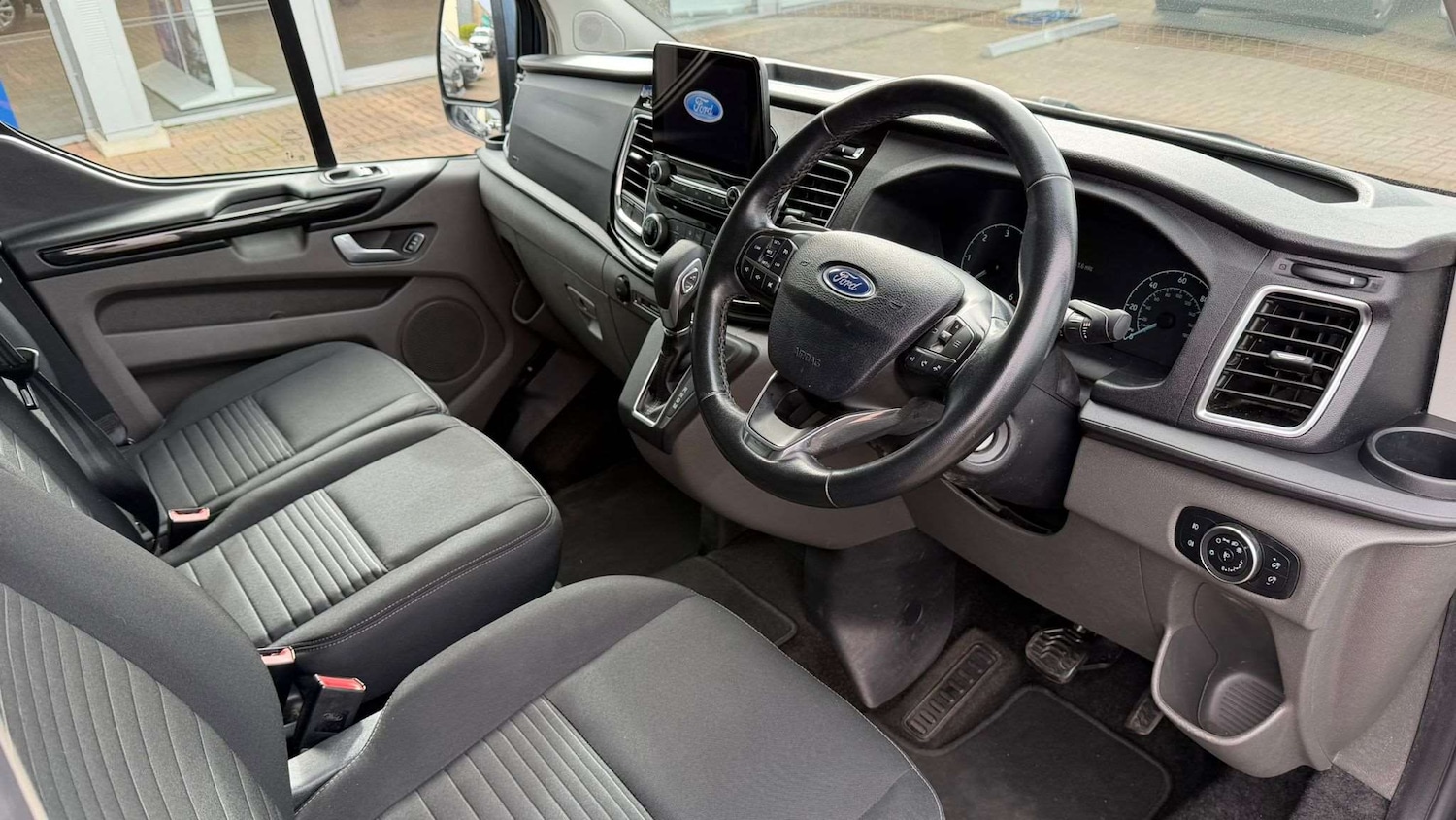 Used Ford Transit Custom 2022 for sale - 78129697: Photo 2
