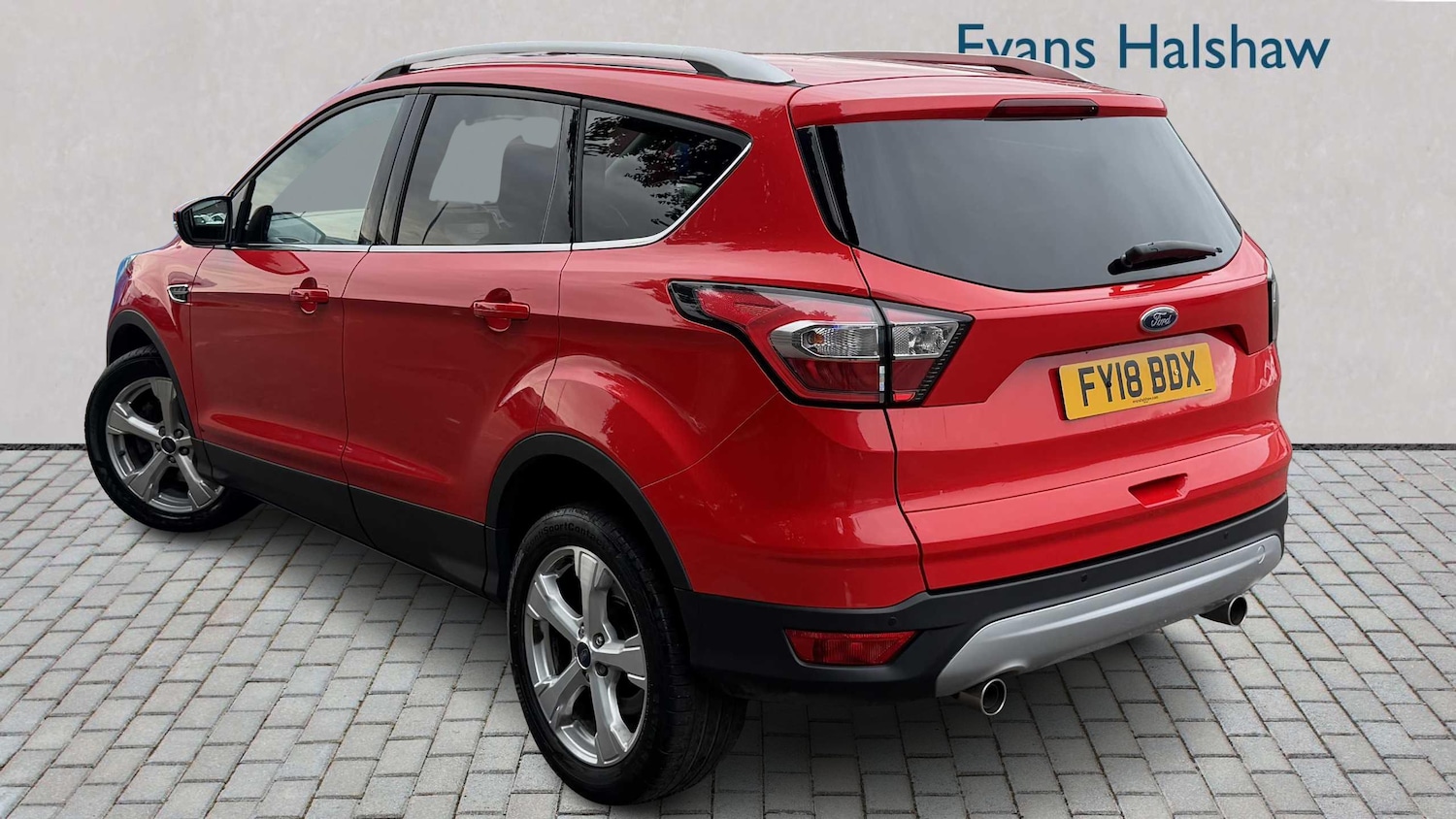 Used Ford Kuga 2018 for sale - 76316146: Photo 2