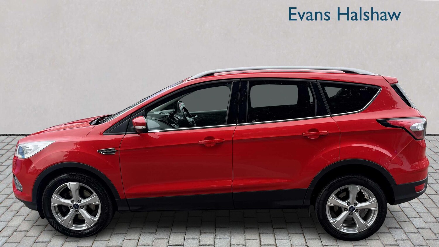 Used Ford Kuga 2018 for sale - 76316146: Photo 3