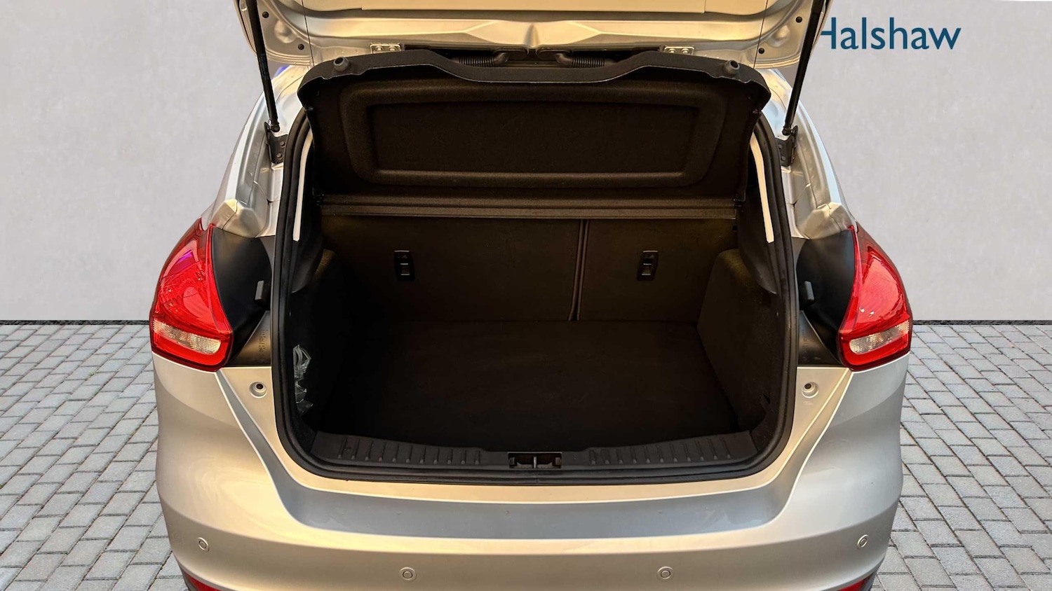 Used Ford Focus 2015 for sale - 76390751: Photo 10