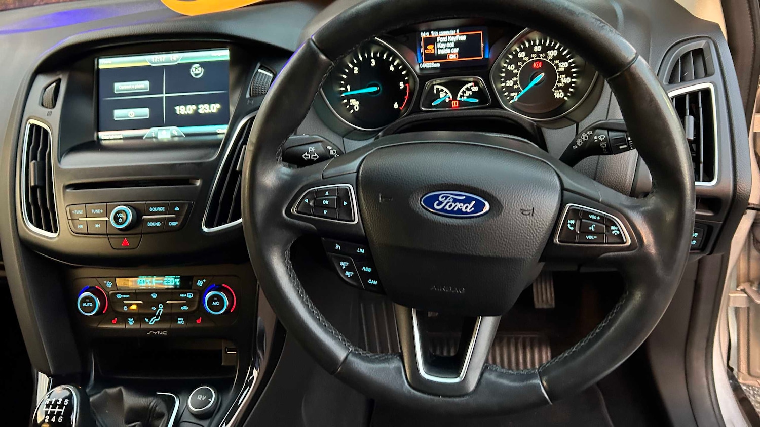 Used Ford Focus 2015 for sale - 76390751: Photo 14