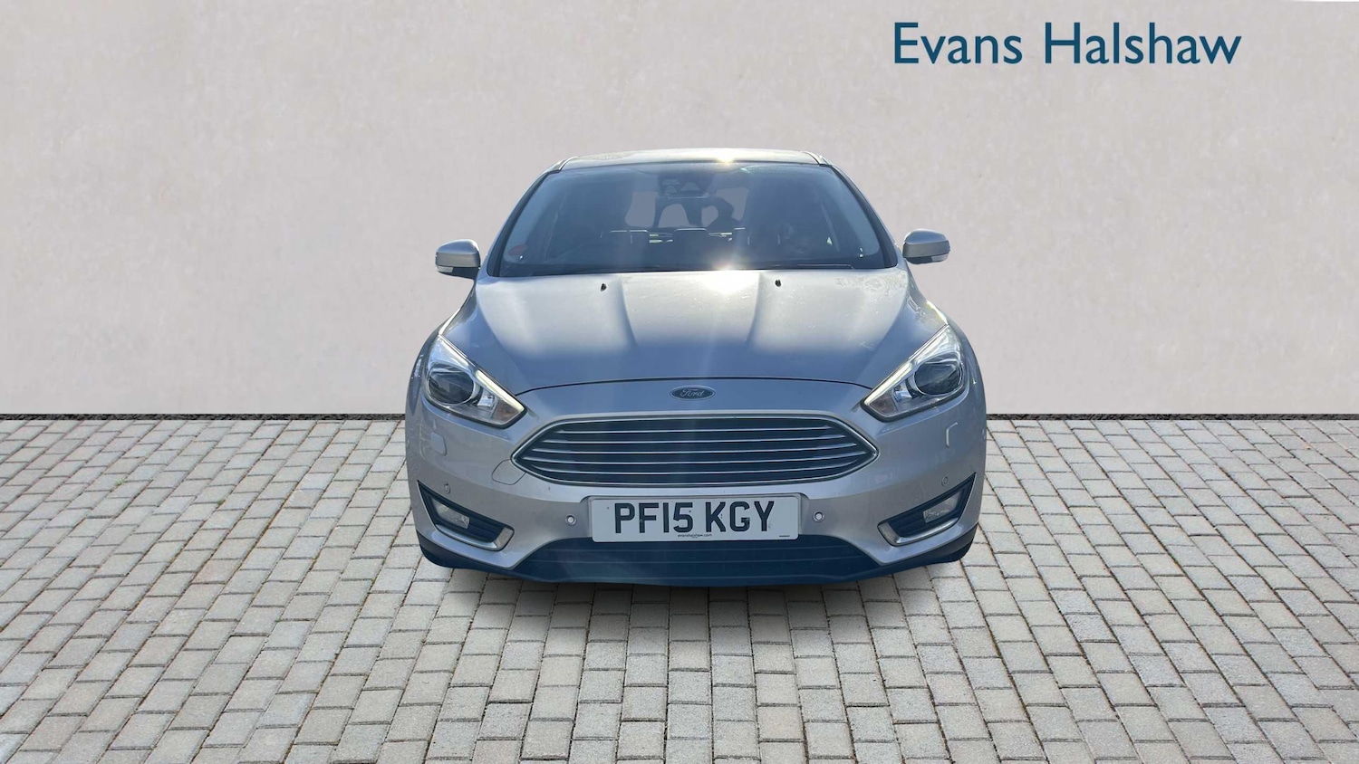 Used Ford Focus 2015 for sale - 76390751: Photo 3