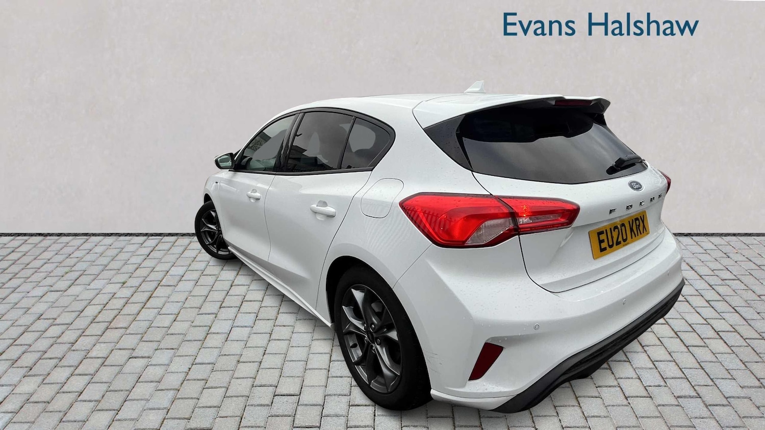 Used Ford Focus 2020 for sale - 76636829: Photo 2