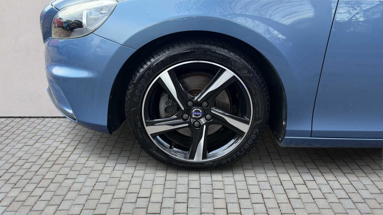 Used Volvo V40 2016 for sale - 77018844: Photo 11