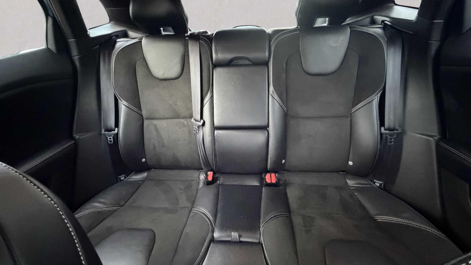 Used Volvo V40 2016 for sale - 77018844: Photo 14