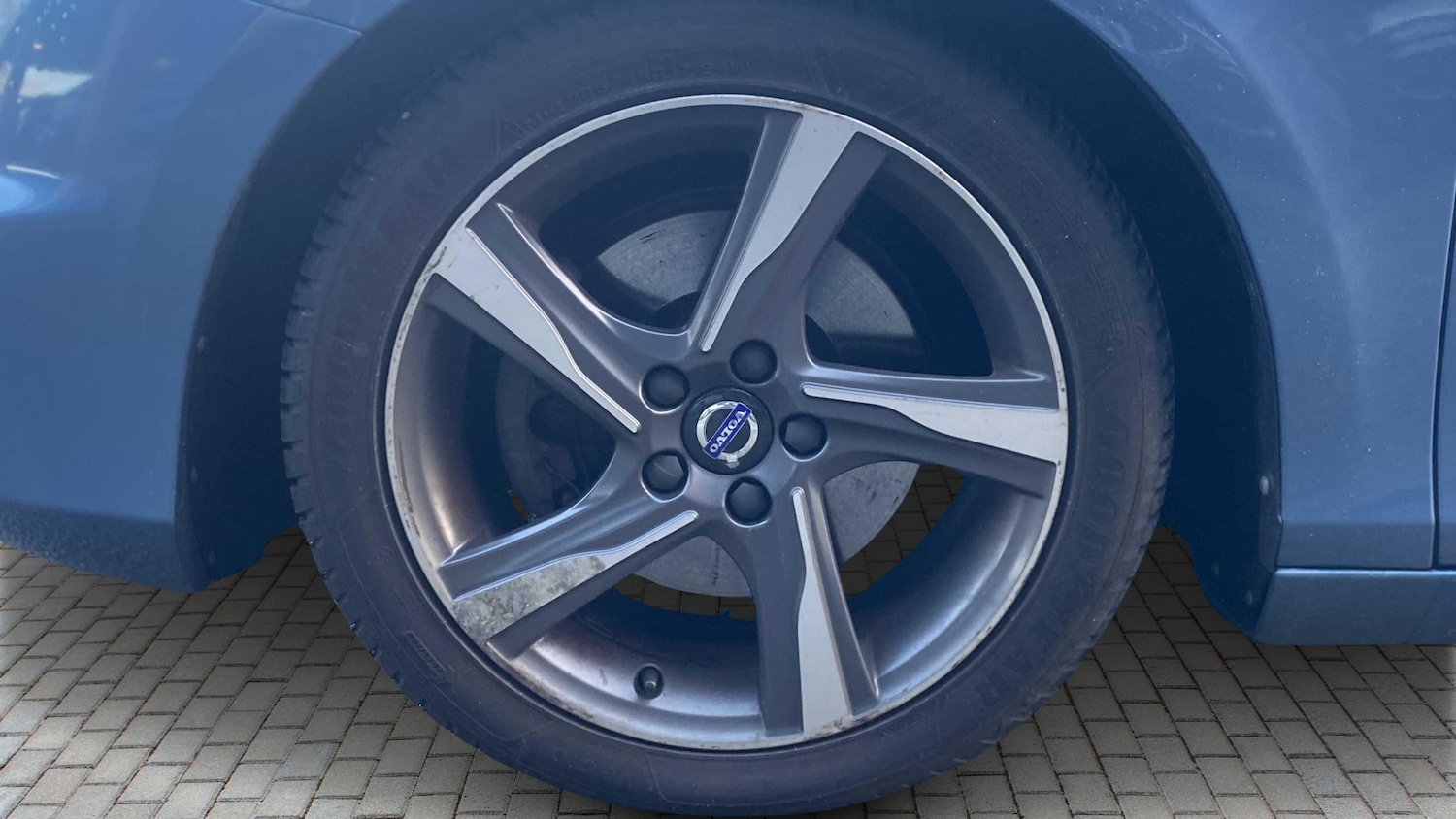 Used Volvo V40 2016 for sale - 77018844: Photo 5