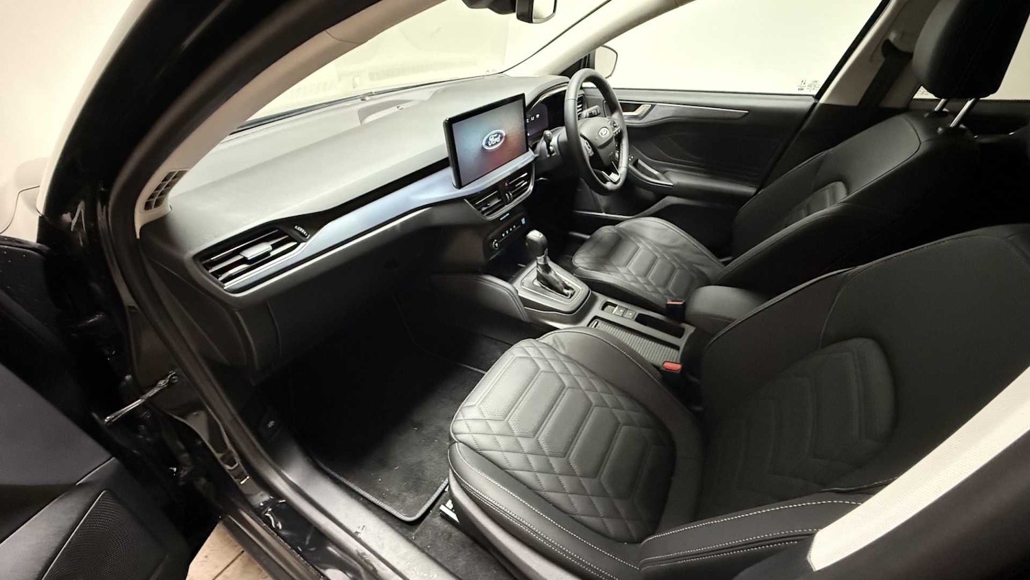 Used Ford Focus 2024 for sale - 77800063: Photo 32