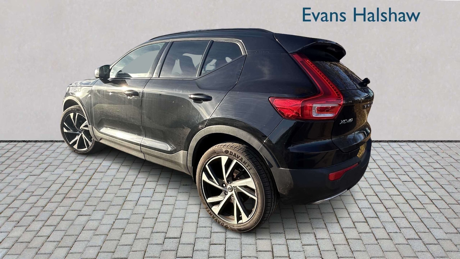 Used Volvo XC40 2020 for sale - 77772102: Photo 5