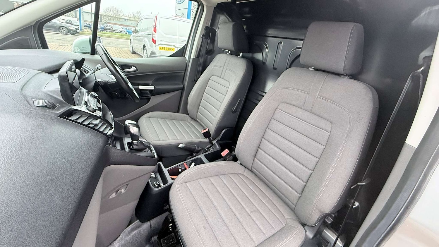 Used Ford Transit Connect 2020 for sale - 77414831: Photo 18