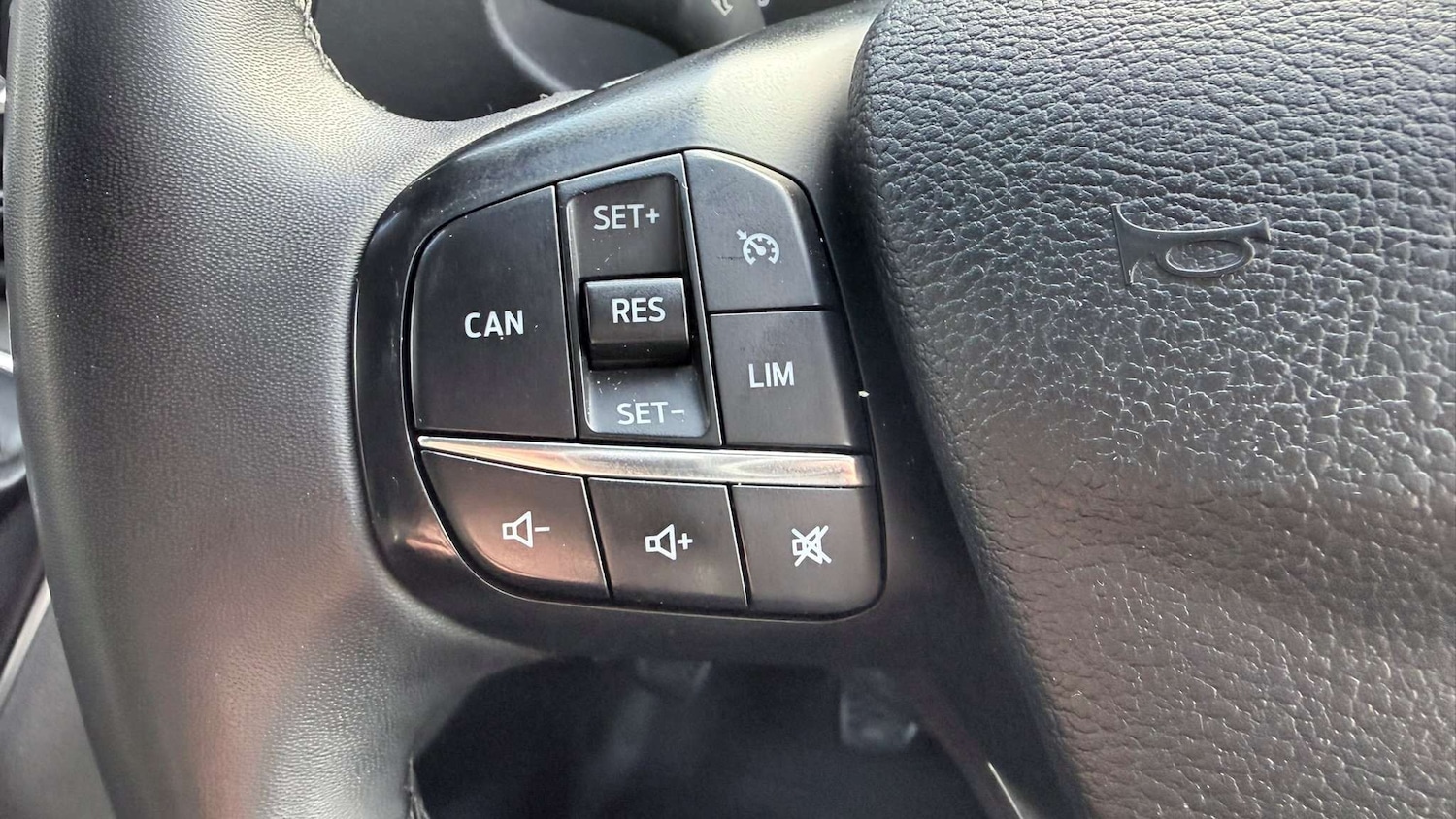 Used Ford Transit Custom 2023 for sale - 76362648: Photo 34