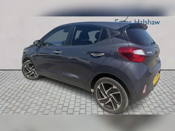 Used Hyundai i10 2023 for sale - 79002468: Photo