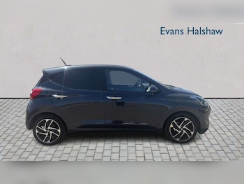 Used Hyundai i10 2023 for sale - 79002468: Photo