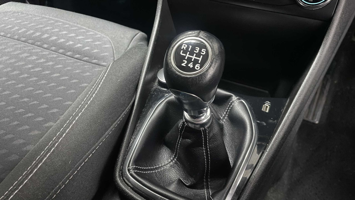 Used Ford Fiesta 2019 for sale - 76156100: Photo 29