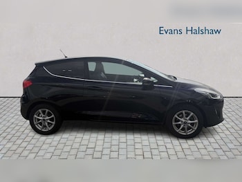 Used Ford Fiesta 2018 for sale - 79161038: Photo