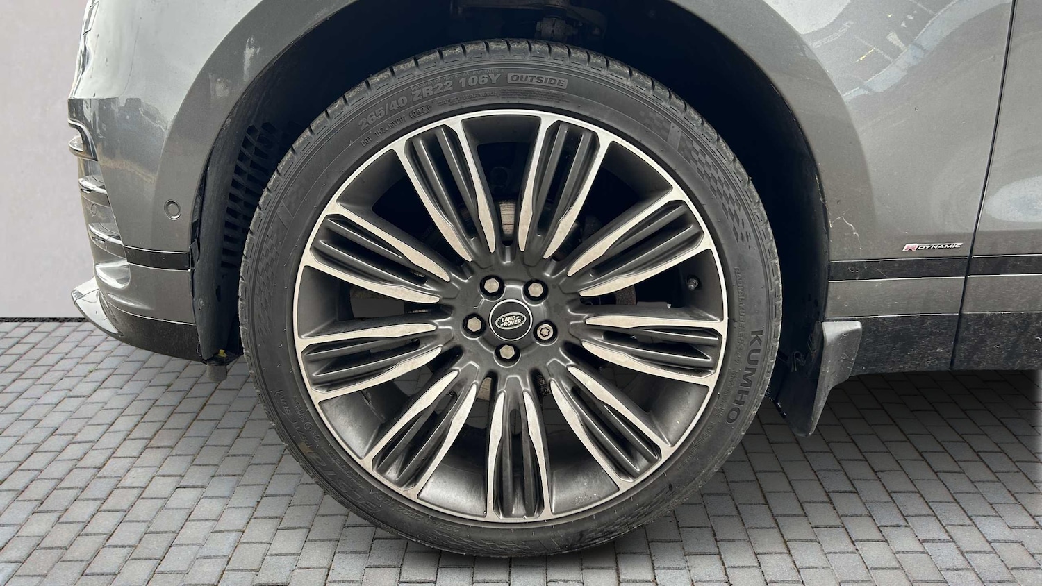 Used Land Rover Range Rover Velar 2017 for sale - 76262498: Photo 9