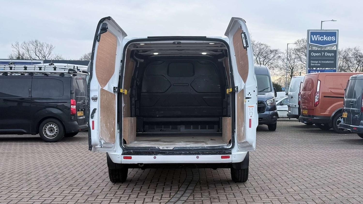 Used Ford Transit Custom 2022 for sale - 77219529: Photo 10