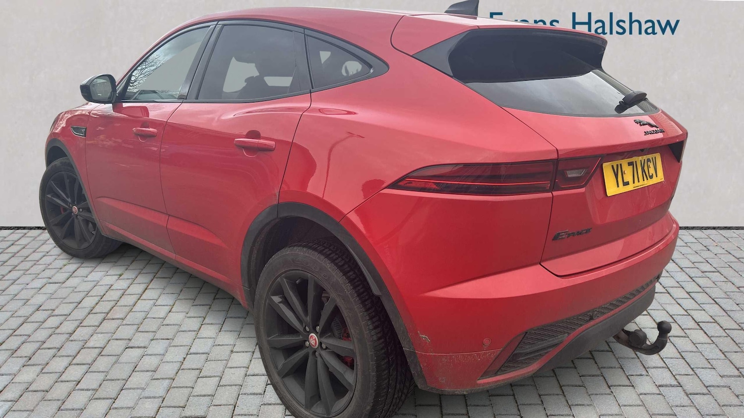 Used Jaguar E-Pace 2022 for sale - 77601127: Photo 2