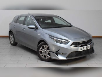 Used Kia Ceed 2023 for sale - 75580997: Photo