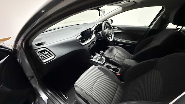 Used Kia Ceed 2023 for sale - 75580997: Photo 33