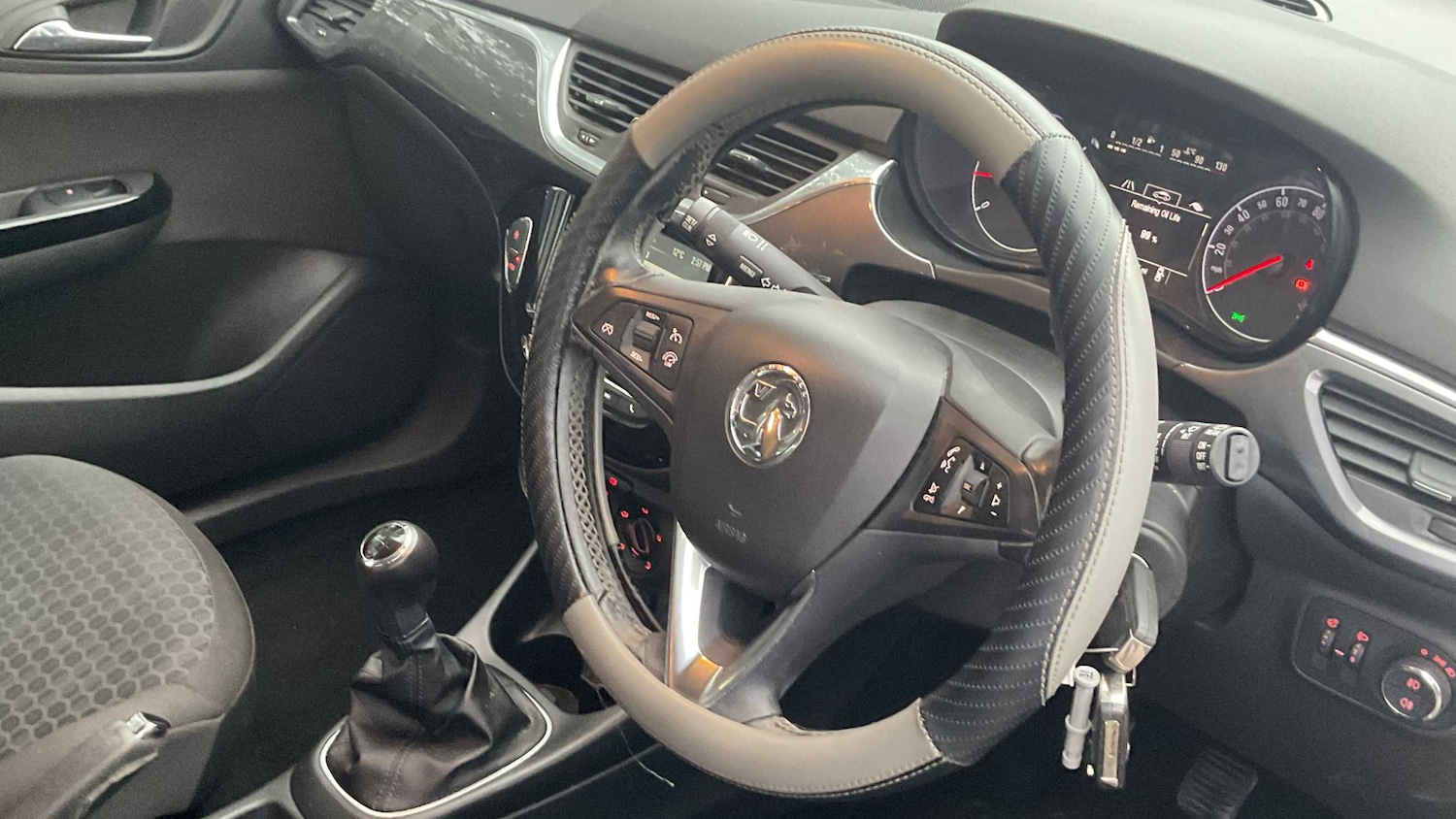 Used Vauxhall Corsa for sale - 76575895: Photo 8