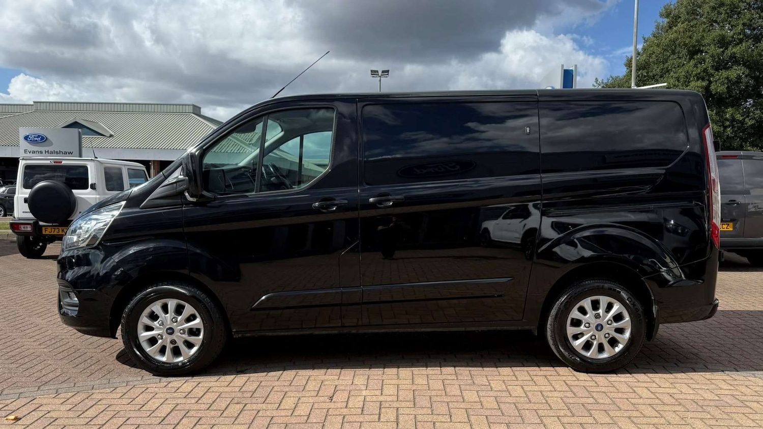 Used Ford Transit Custom 2018 for sale - 76351670: Photo 4