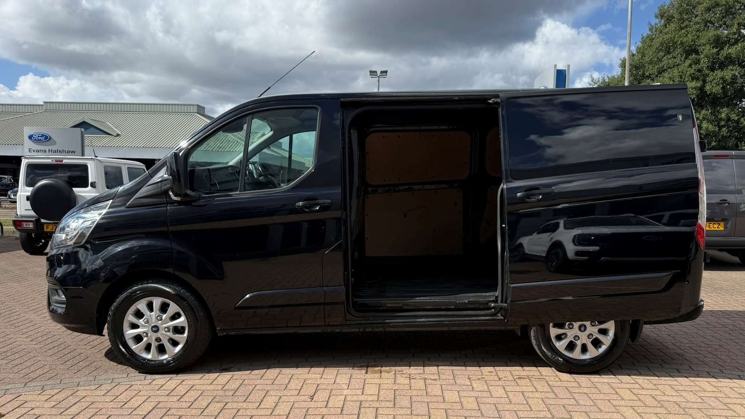 Used Ford Transit Custom 2018 for sale - 76351670: Photo 5
