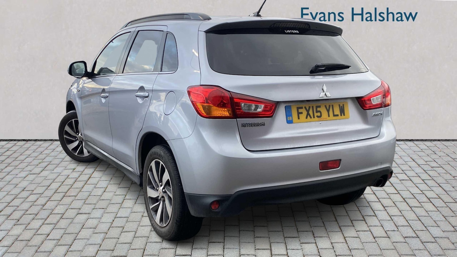 Used Mitsubishi ASX 2015 for sale - 76732283: Photo 2