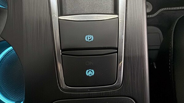 Used Ford Kuga 2025 for sale - 75711036: Photo 27