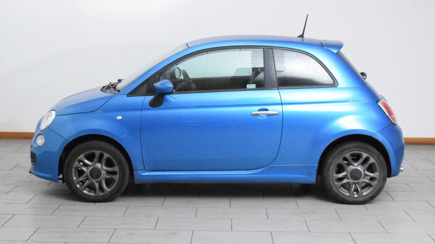 Vehicle 5