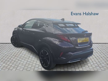 Used Toyota C-HR 2023 for sale - 78264620: Photo