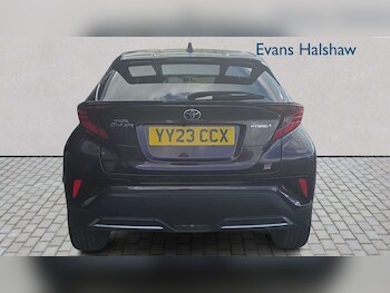 Used Toyota C-HR 2023 for sale - 78264620: Photo