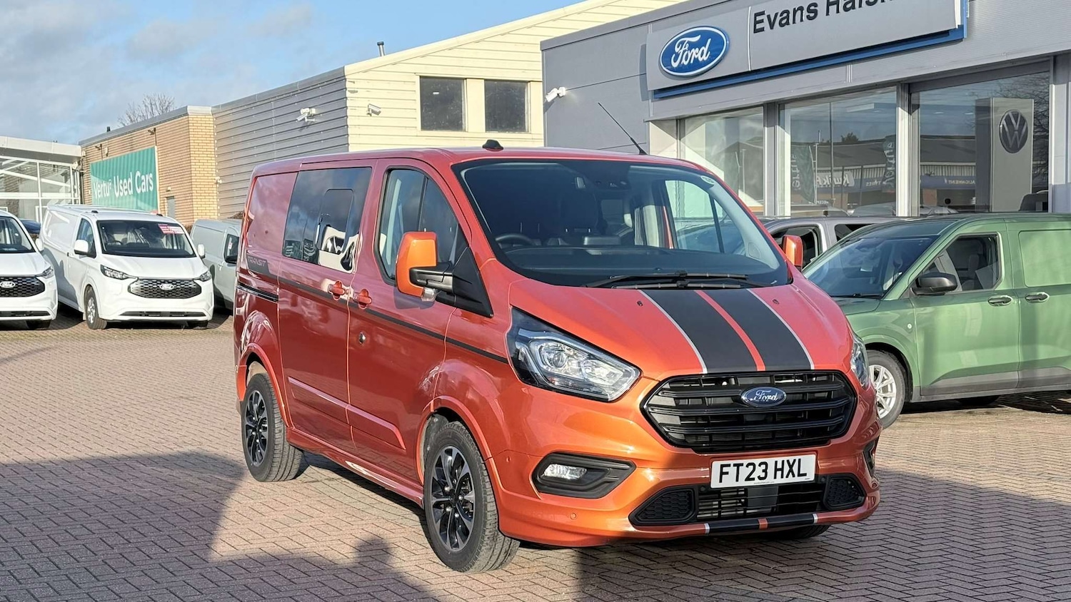 Used Ford Transit Custom 2023 for sale - 76902464: Photo 1