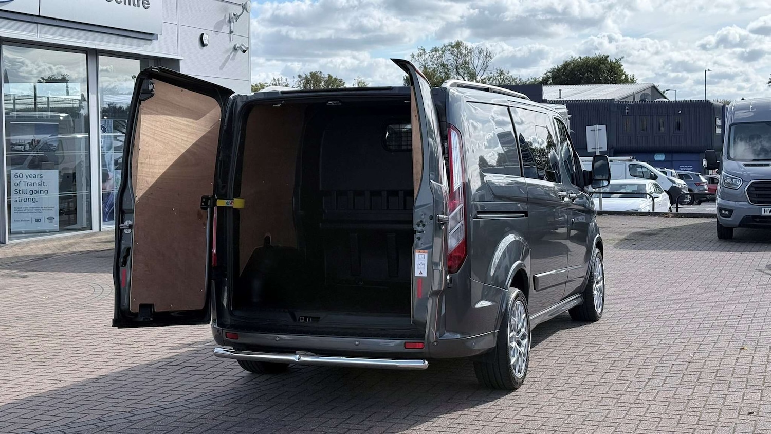 Used Ford Transit Custom 2018 for sale - 76088059: Photo 11