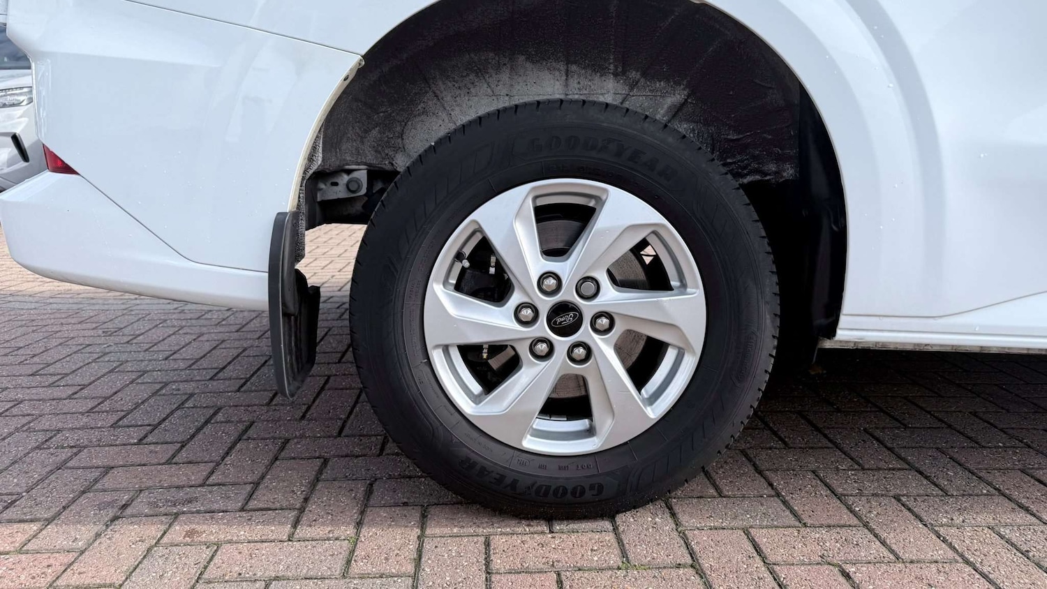 Used Ford Transit Custom 2024 for sale - 76329332: Photo 8