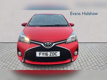 Used Toyota Yaris 2016 for sale - 77018868: Photo
