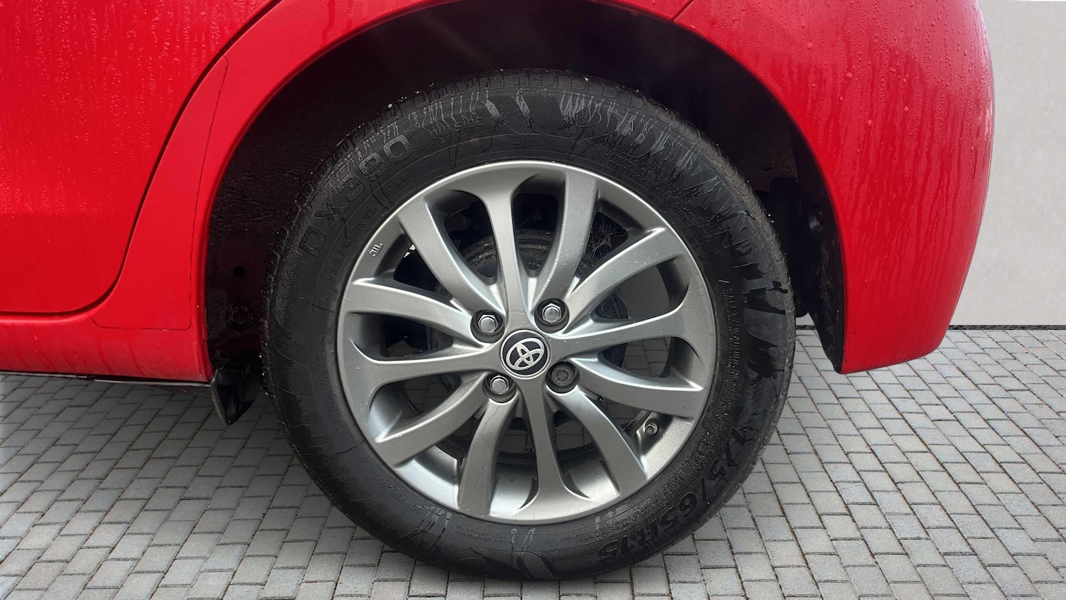 Used Toyota Yaris 2016 for sale - 77018868: Photo 7