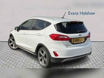 Used Ford Fiesta 2018 for sale - 79377035: Photo