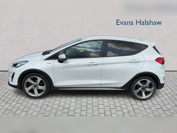 Used Ford Fiesta 2018 for sale - 79377035: Photo