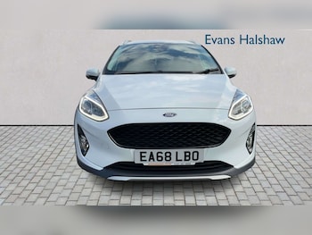 Used Ford Fiesta 2018 for sale - 79377035: Photo